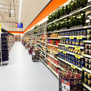 905-bmstores-arleston-store-opening-20