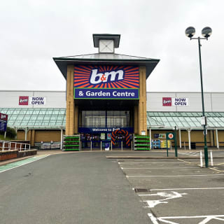 905-bmstores-arleston-store-opening-50