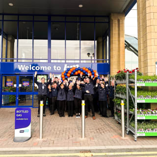 905-bmstores-arleston-store-opening-52