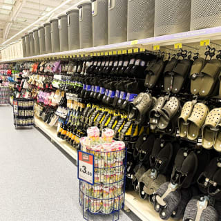 905-bmstores-arleston-store-opening-54