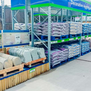 906-bmstores-picton-court-store-opening-12