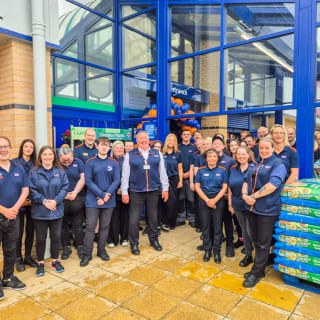 906-bmstores-picton-court-store-opening-22