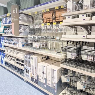 906-bmstores-picton-court-store-opening-38