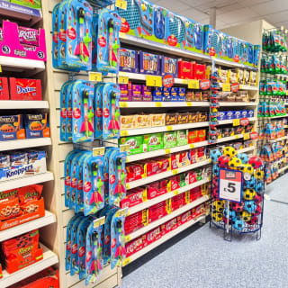 906-bmstores-picton-court-store-opening-45