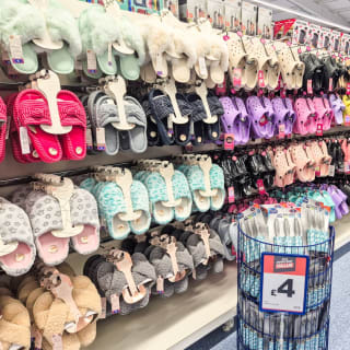 906-bmstores-picton-court-store-opening-46