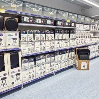 906-bmstores-picton-court-store-opening-49