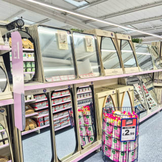 906-bmstores-picton-court-store-opening-51