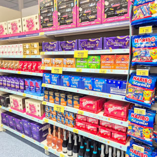 906-bmstores-picton-court-store-opening-57