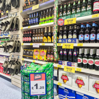 906-bmstores-picton-court-store-opening-59