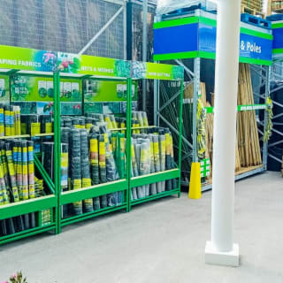 906-bmstores-picton-court-store-opening-6