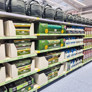 906-bmstores-picton-court-store-opening-91