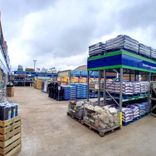 907-bmstores-horsted-store-opening-12