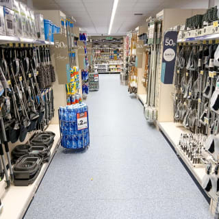 907-bmstores-horsted-store-opening-30