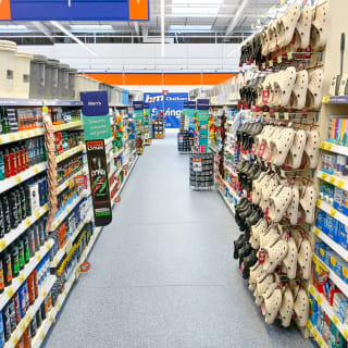 907-bmstores-horsted-store-opening-32