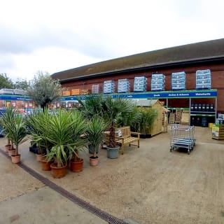 907-bmstores-horsted-store-opening-5