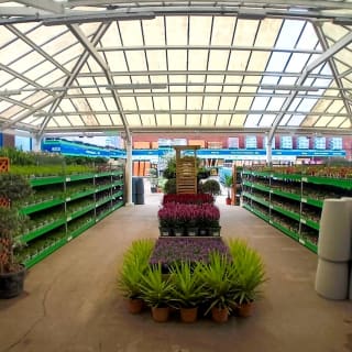 907-bmstores-horsted-store-opening