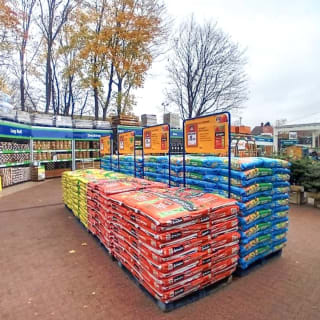 912-bmstores-madford-new-store-11