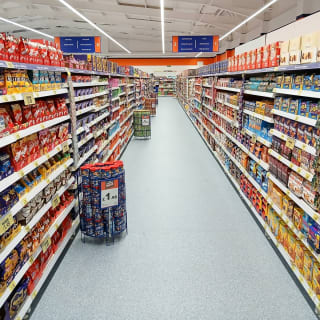 912-bmstores-madford-new-store-20