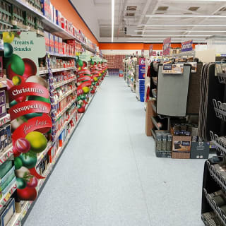 912-bmstores-madford-new-store-30