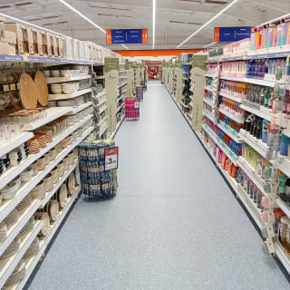 912-bmstores-madford-new-store-32