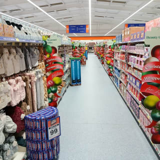 912-bmstores-madford-new-store-34