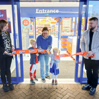 912-bmstores-madford-new-store-56