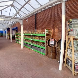 912-bmstores-madford-new-store-7