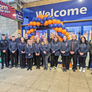 913-bmstores-palace-grounds-store-opening-16