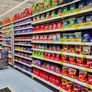 913-bmstores-palace-grounds-store-opening-19