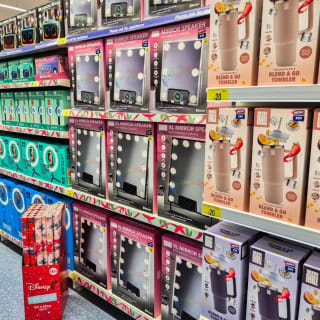 913-bmstores-palace-grounds-store-opening-50