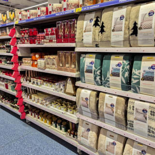 913-bmstores-palace-grounds-store-opening-57