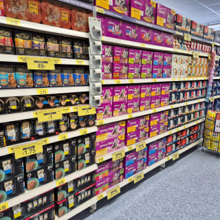 914-bmstores-hall-green-new-store-54