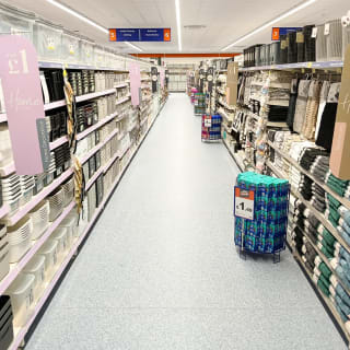 915-bmstores-stourport-new-store-14