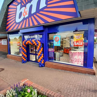 915-bmstores-stourport-new-store-30