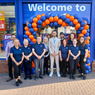 915-bmstores-stourport-new-store-33