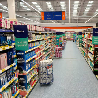 916-bmstore-craigavon-store-opening-27