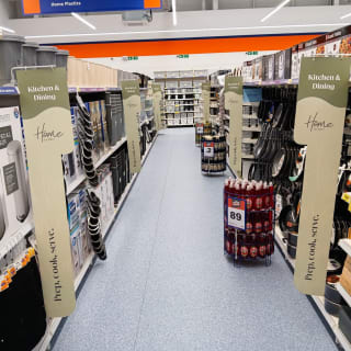 916-bmstore-craigavon-store-opening-37