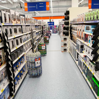 916-bmstore-craigavon-store-opening-40