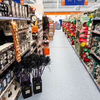 916-bmstore-craigavon-store-opening-46