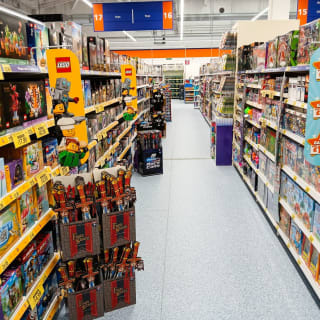 916-bmstore-craigavon-store-opening-49