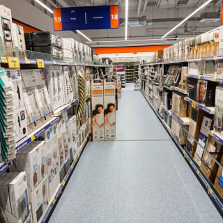 916-bmstore-craigavon-store-opening-58