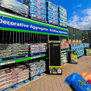 916-bmstore-craigavon-store-opening-6