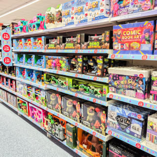 920-bmstores-brown-lennox-store-opening-2