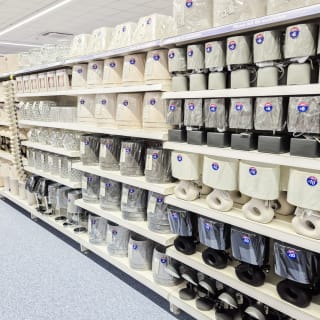 920-bmstores-brown-lennox-store-opening-25