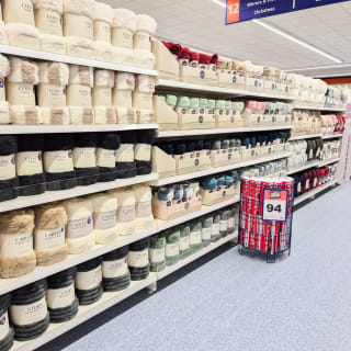 920-bmstores-brown-lennox-store-opening-28