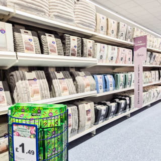 920-bmstores-brown-lennox-store-opening-33