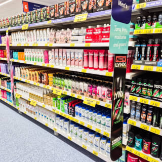 920-bmstores-brown-lennox-store-opening-39