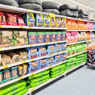 920-bmstores-brown-lennox-store-opening-41