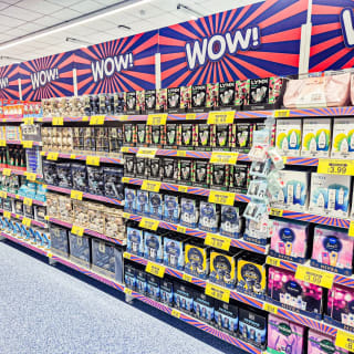 920-bmstores-brown-lennox-store-opening-52