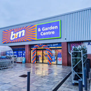 920-bmstores-brown-lennox-store-opening-55